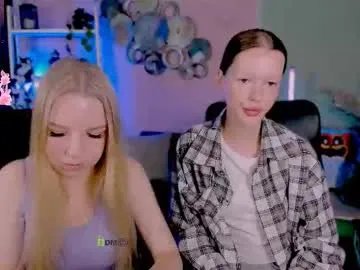 Freechat khloebeauty on Chaturbate