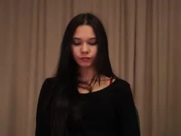 Freechat kissmesloww on Chaturbate