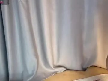 Freechat kittenfishing on Chaturbate