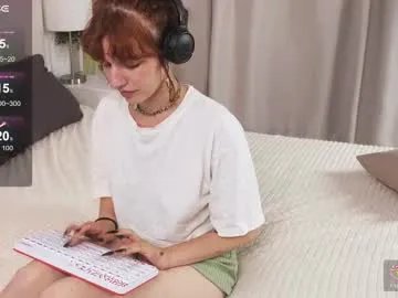 Freechat leelooyolo on Chaturbate