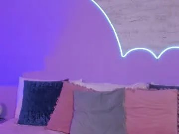 Freechat lilou_albrecht on Chaturbate