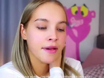 Private lipswithsmileonthem on Chaturbate