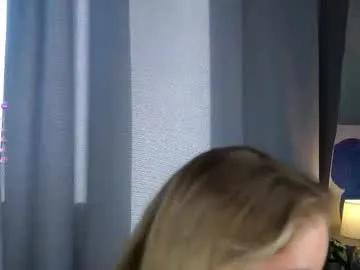 Private lipswithsmileonthem on Chaturbate