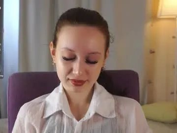 Freechat lynngroves on Chaturbate