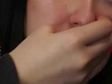 Freechat lynngroves on Chaturbate