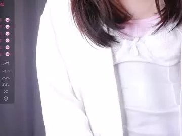 Freechat lynngroves on Chaturbate