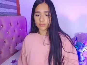 Freechat maeena on Chaturbate