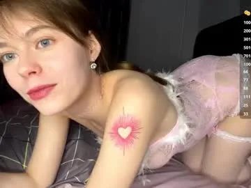 Freechat marciecommon on Chaturbate