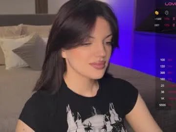 Freechat mavis_crystal on Chaturbate