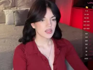 Freechat mavis_crystal on Chaturbate