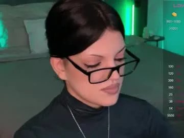 Freechat mavis_crystal on Chaturbate