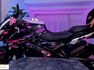 Freechat miaisabell21 on Chaturbate