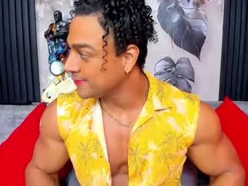 Freechat mike_estevess on Chaturbate