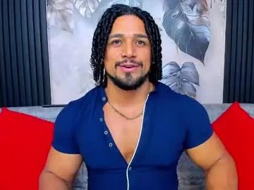 Freechat mike_estevess on Chaturbate