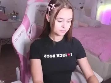 Freechat mollymurrrr on Chaturbate