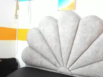 Freechat moon_winy on Chaturbate