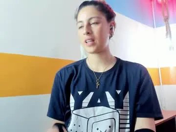 Freechat moon_winy on Chaturbate