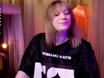 Freechat morvelyn on Chaturbate