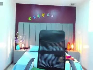 Freechat moxa_hot on Chaturbate