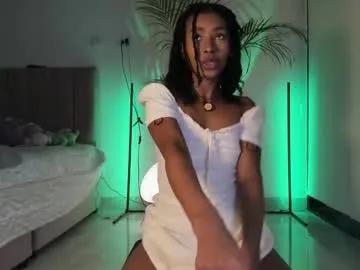 Freechat naomii1020 on Chaturbate