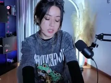 Freechat nickywindsor on Chaturbate