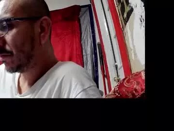 opps_210 on Chaturbate 