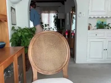 Freechat pretendlunch on Chaturbate