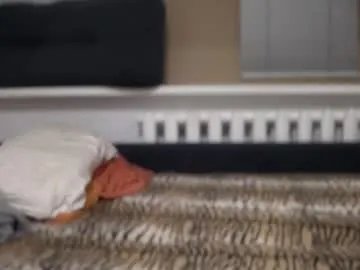 Freechat rosea_champagne on Chaturbate