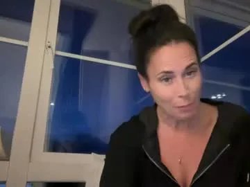 Freechat sayplsgdgrl on Chaturbate