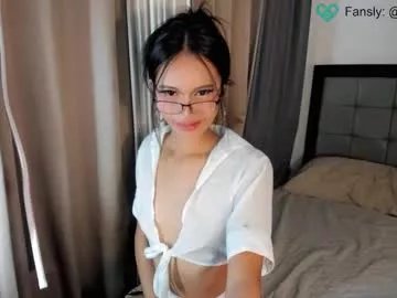 Freechat sluttykaye on Chaturbate