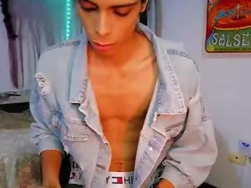 Freechat torino_19 on Chaturbate