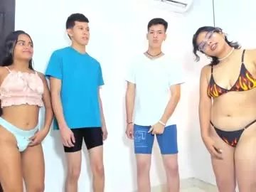 Away twogirls2boys on Chaturbate