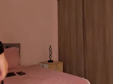 Freechat violetta_swift_ on Chaturbate