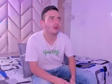 vynny_blacke_ on Chaturbate 