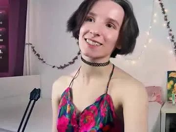 Freechat yellow_songbird on Chaturbate