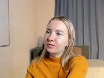 Freechat yuricazel on Chaturbate