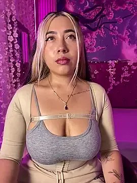 Freechat _ManuVeelez on StripChat