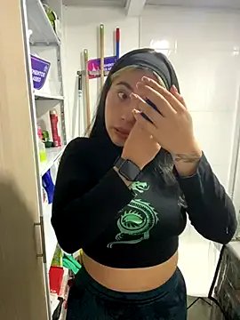 Freechat _ManuVeelez on StripChat