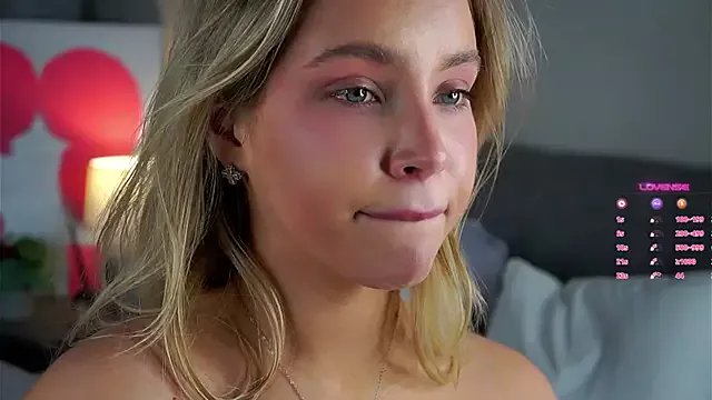 Freechat AftonConnett on StripChat