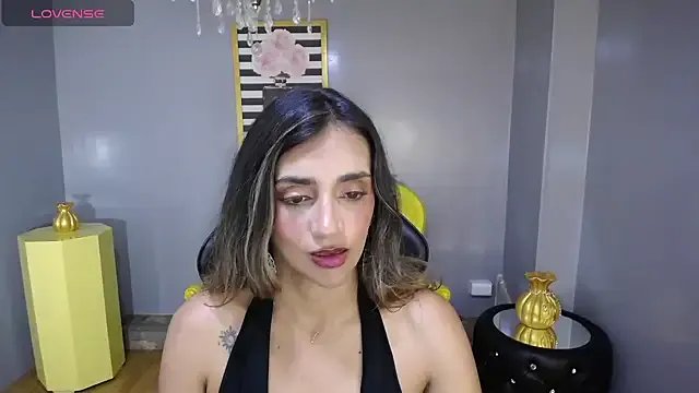 Freechat agatha_brooks_t on StripChat