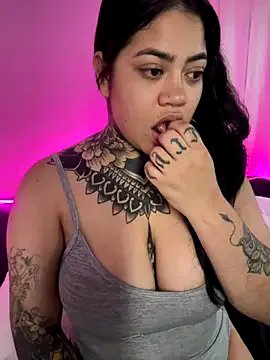 Freechat aliensexy on StripChat