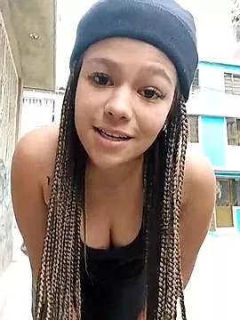 Freechat Alyshanon18 on StripChat