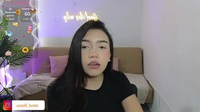 Freechat Ameliiaa_tay on StripChat
