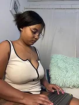 Freechat AnnePrince- on StripChat