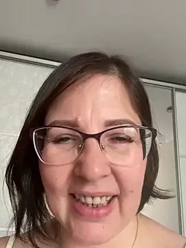 Freechat B_Bonya_m on StripChat