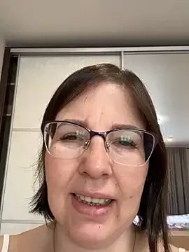 Freechat B_Bonya_m on StripChat