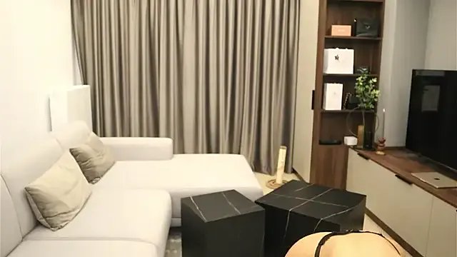 Freechat CellesteFemme on StripChat