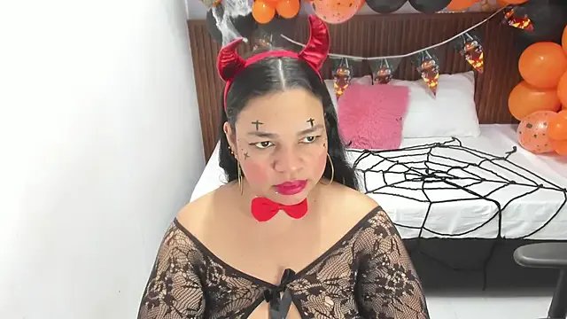 Freechat Cloe_35 on StripChat