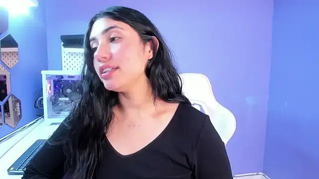 Freechat Danna_777_ on StripChat