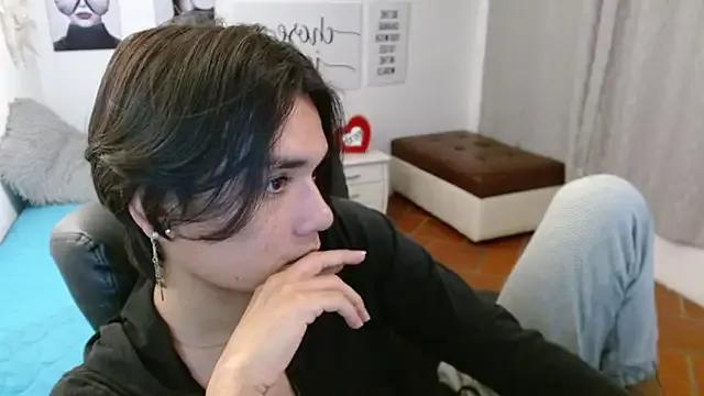 Freechat davoxer on StripChat